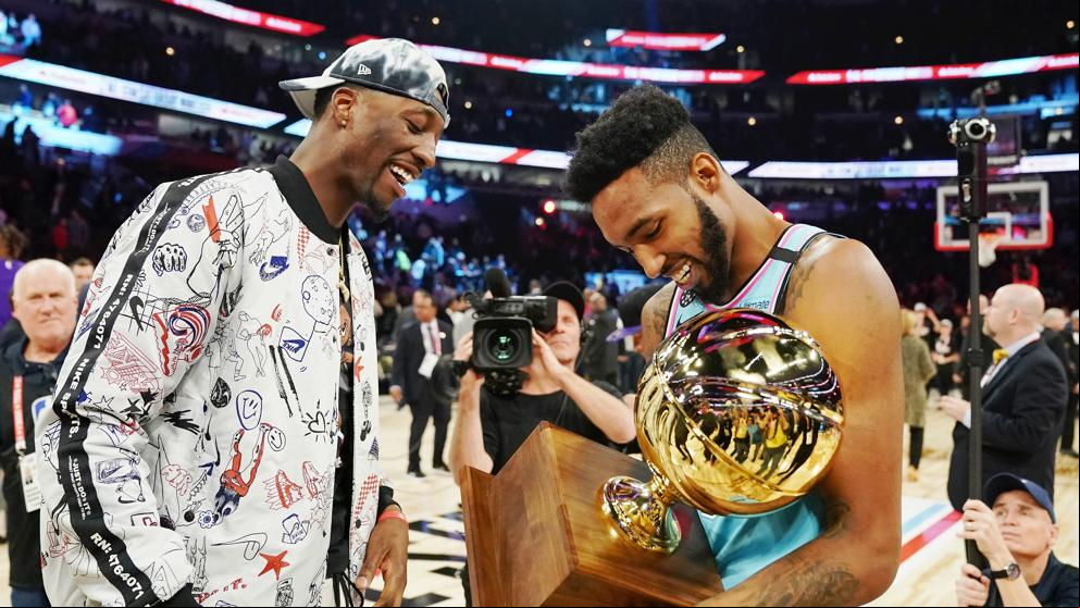Derrick Jones Jr se lleva un polémico concurso de mates