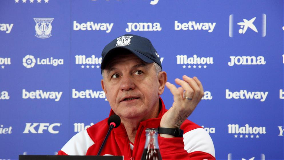 Javier Aguirre valora el fichaje de Braithwaite por el Barcelona: “Nos chingaron”