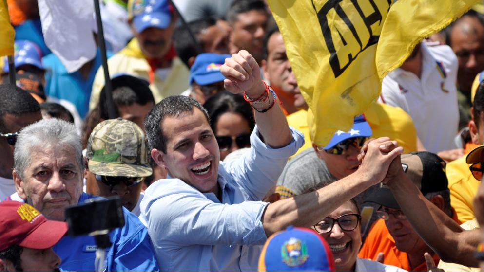 Disparan contra una manifestación liderada por Guaidó en oeste de Venezuela