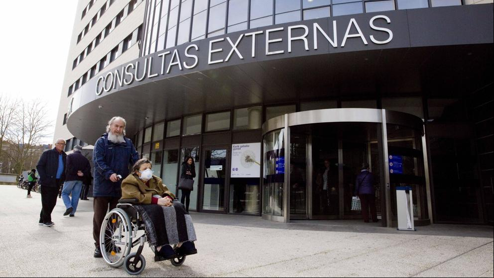 Seis positivos más elevan a 27 los contagiados en Euskadi