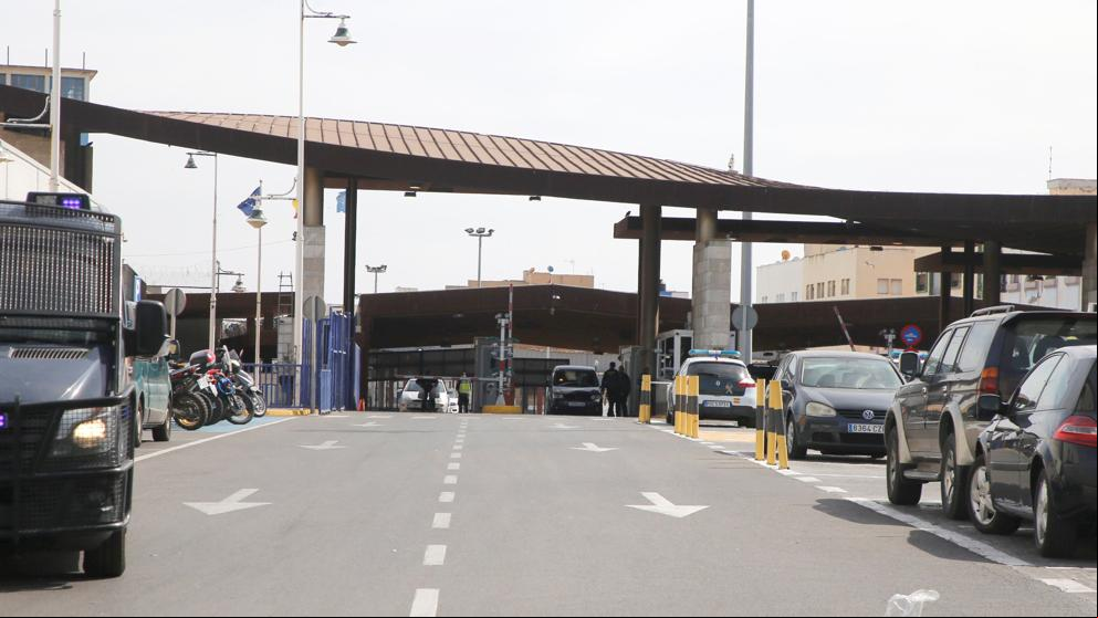 Marruecos cierra la frontera con España tras suspender las conexiones por mar y aire