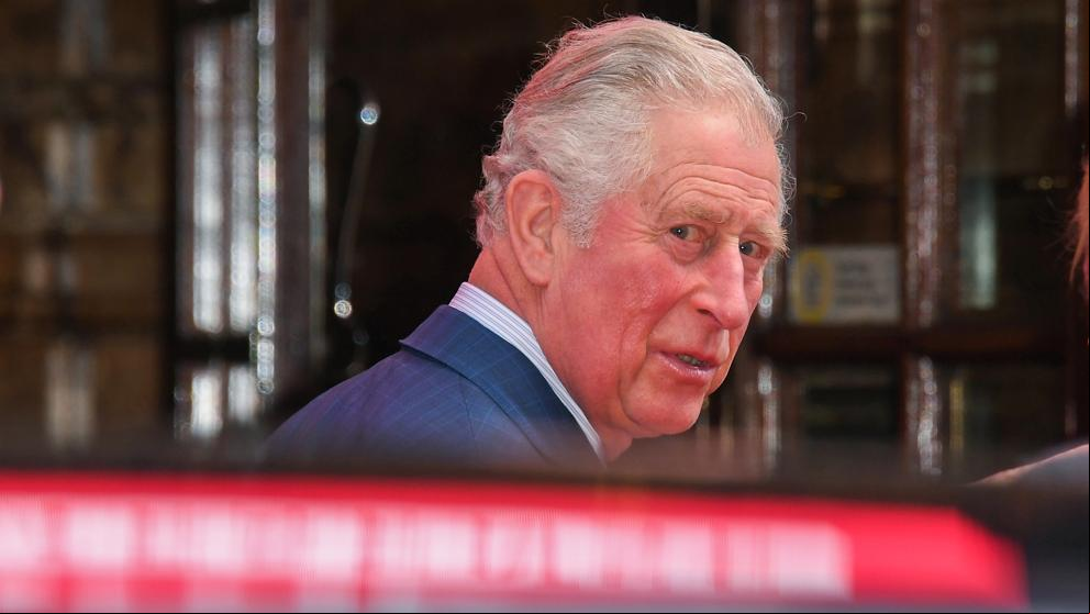 El príncipe Carlos de Inglaterra, positivo en coronavirus