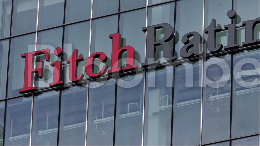 Fitch rebaja la calificación a los bancos españoles