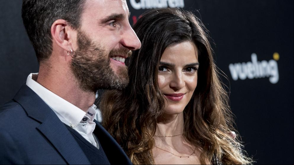 La faceta solidaria de Dani Rovira y Clara Lago en su momento más duro