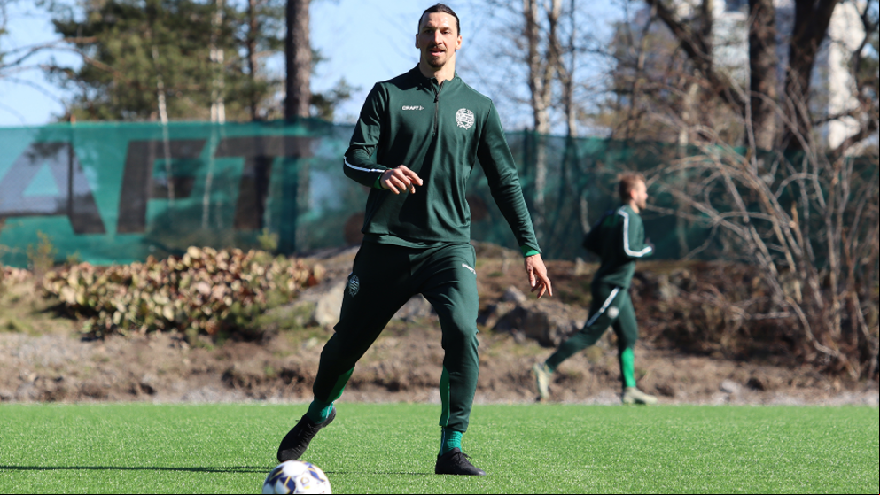 Ibrahimovic aparece en un entrenamiento del Hammarby mientras se especula sobre su futuro
