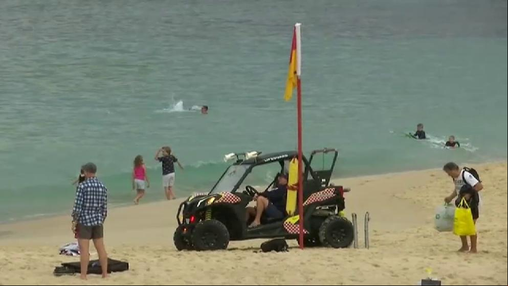 Australia reabre tres playas en Sídney