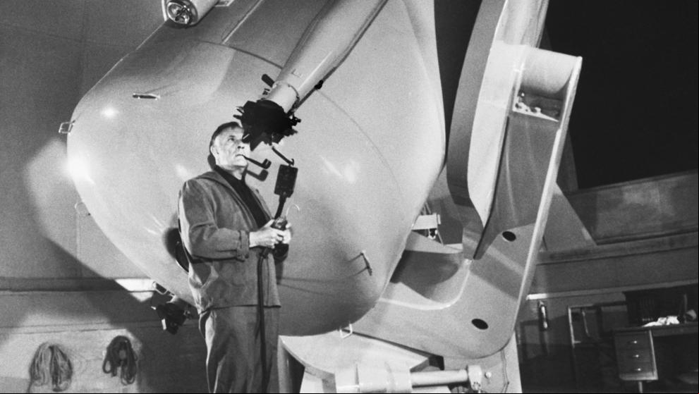 ¿Qué aportó a la ciencia Edwin Hubble?