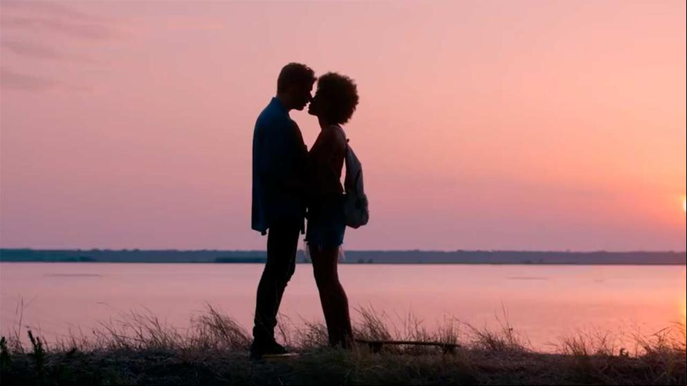 La serie de ‘A tres metros sobre el cielo’ de Netflix es un trocito de verano