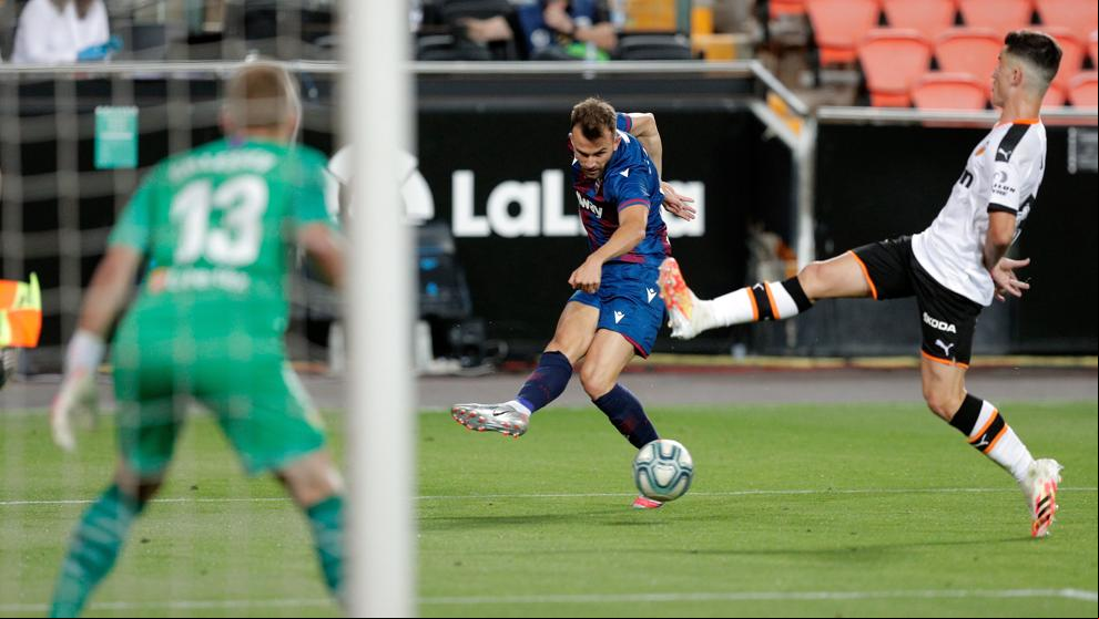 Empate de infarto en el derbi valenciano de Mestalla