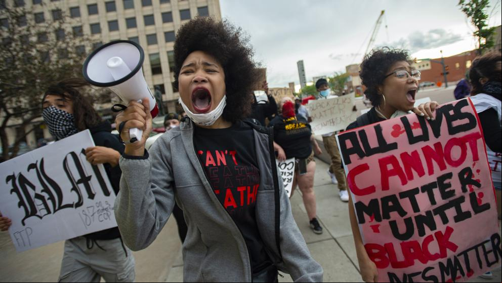 Cheques contra la injusticia racial en Estados Unidos