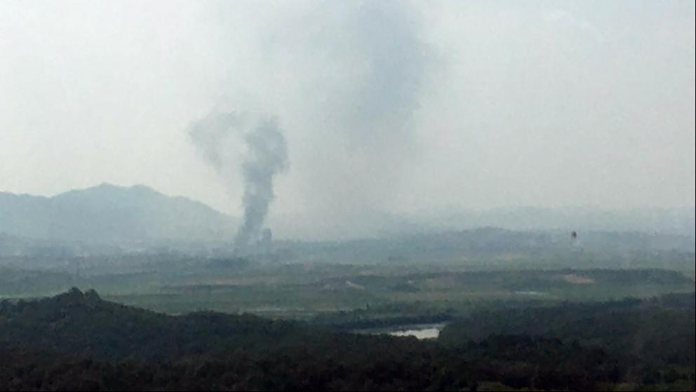 Corea del Norte destruye la oficina de enlace intercoreana