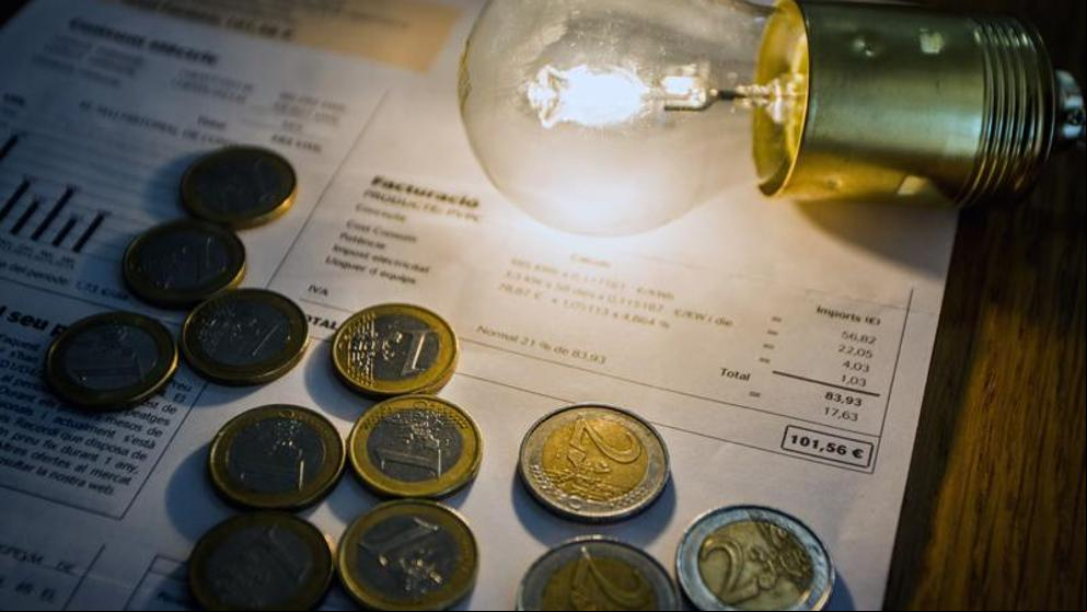La tarifa de la luz del mercado libre es hasta el 86% más cara que la regulada