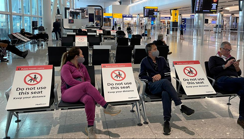 Reino Unido eliminará la cuarentena para viajeros que lleguen de países seguros