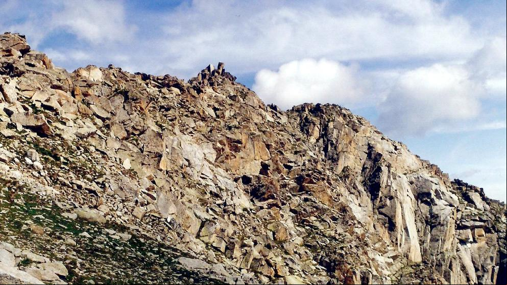 Muere un excursionista al precipitarse desde un barranco en Espot