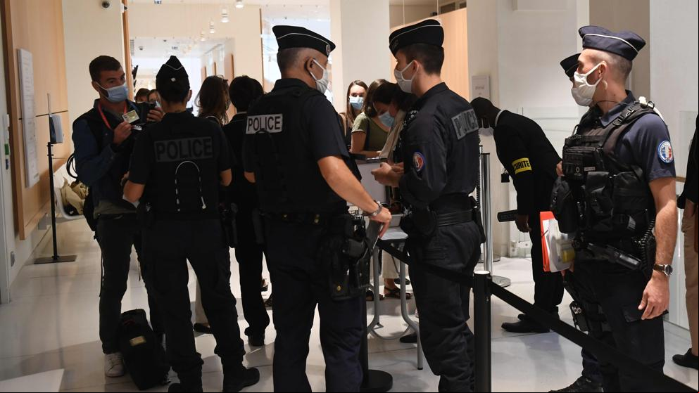 Arranca el juicio contra los presuntos 14 cómplices de los tres terroristas de la masacre contra Charlie Hebdo