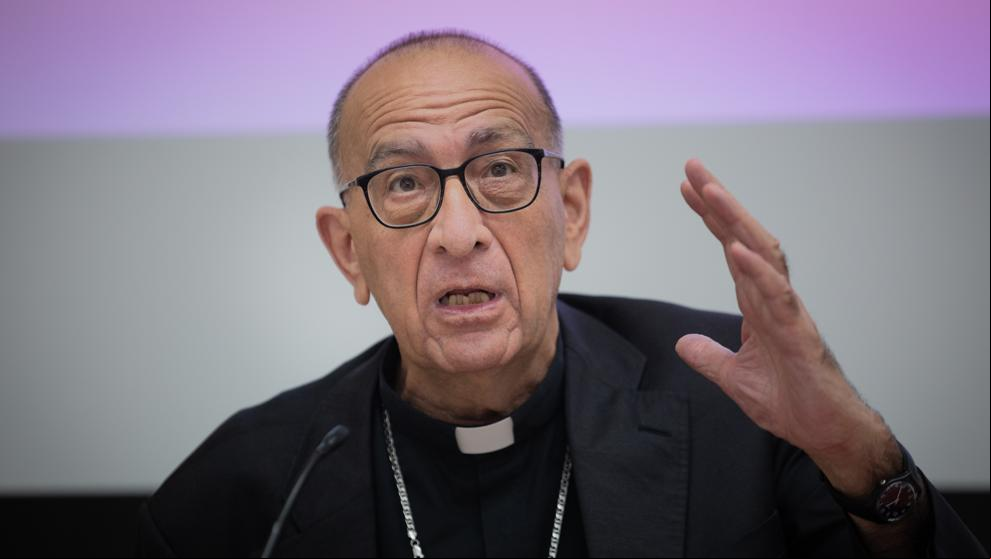 Omella pide “aparcar” la salida de los monjes del Valle de los Caídos