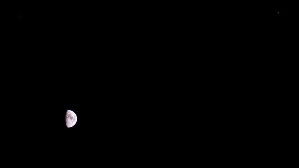 ¿Has visto la conjunción de la Luna, Júpiter y Saturno?