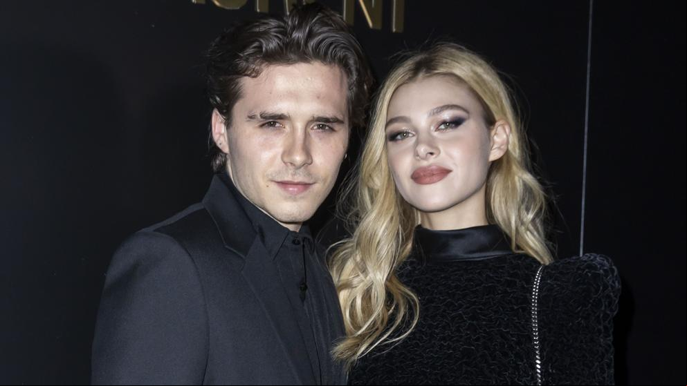 Brooklyn Beckahm se tatúa en honor a su prometida Nicola Peltz