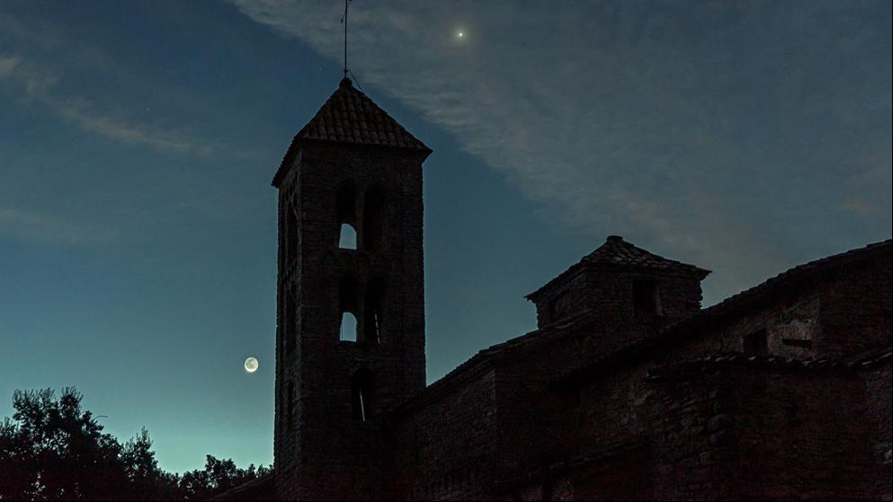 La Luna y Venus en Sant Julià Sassorba