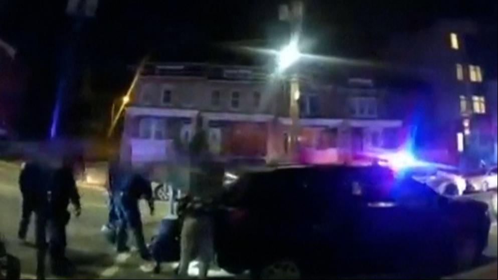 Un hombre muere atropellado tras ser perseguido por la policía en Estados Unidos