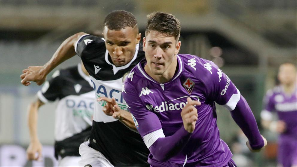 Jugadores de la Fiorentina se saltan las restricciones sanitarias para jugar con sus selecciones