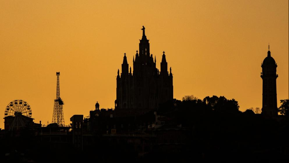 Siluetas de los templos de Barcelona